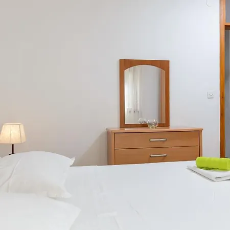 Apartman Belas Trogir